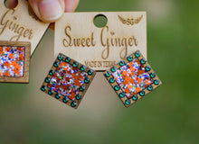 Load image into Gallery viewer, Feelin’ Fall Studs