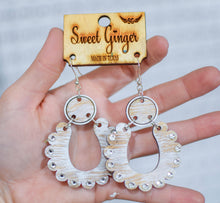 Load image into Gallery viewer, Distressed Scallop Drop 2 Piece