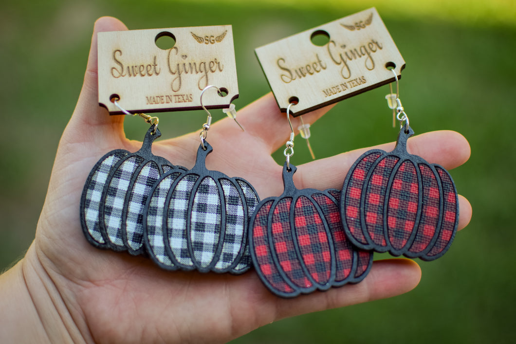 Plaid Pumpkins