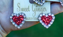 Load image into Gallery viewer, Red glitter heart studs with stones