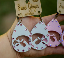 Load image into Gallery viewer, Hawk Pink Out