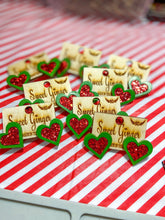 Load image into Gallery viewer, Green/red heart!