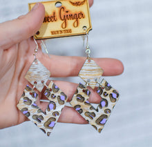 Load image into Gallery viewer, Distressed Cheetah Diamond