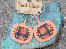 Load image into Gallery viewer, Santa Fe Pumpkin