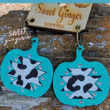 Load image into Gallery viewer, Santa Fe Pumpkin