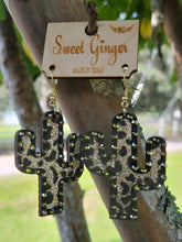 Load image into Gallery viewer, Neon Moon