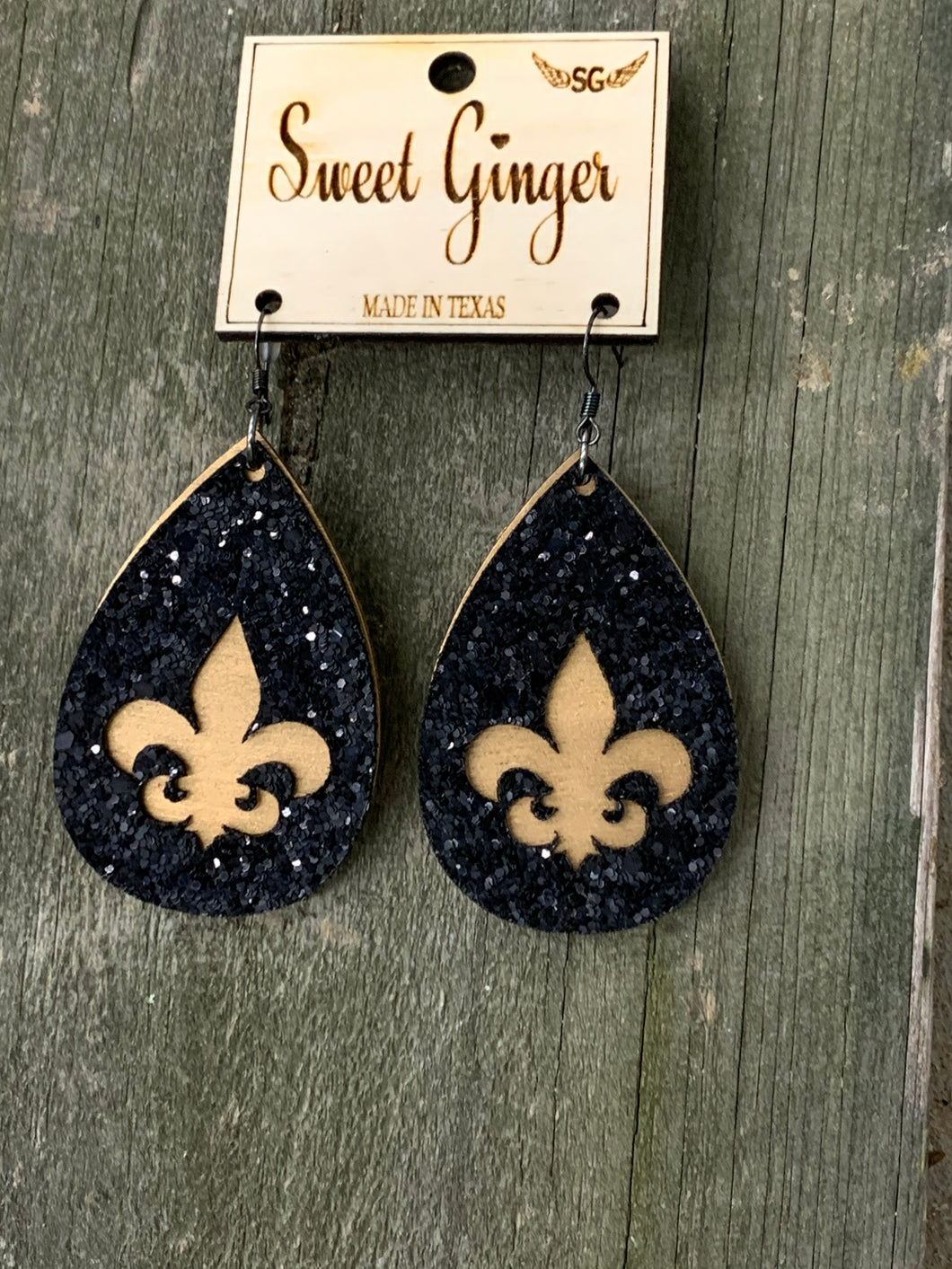 layered Fleur de lis Black
