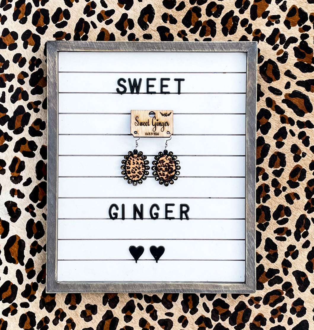 Tan Leopard Make a Change