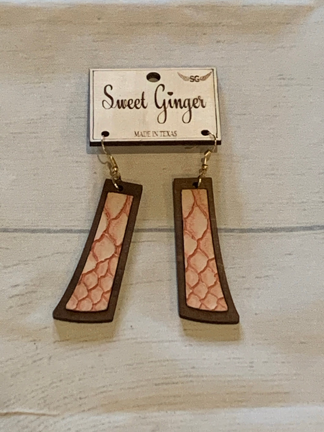 Coral snake rectangle