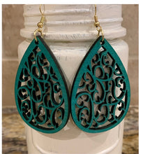 Load image into Gallery viewer, Scroll